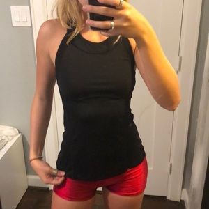 Black lululemon tank top!!
